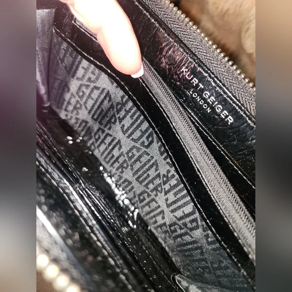 Kurt Geiger London Black Leather Puffy Rainbow Hearts Wallet - Picture 8 of 8